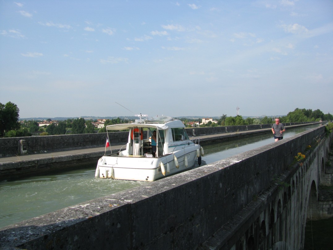 Pont-Canal in Agen
